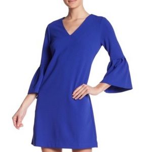 Donna Morgan Bell Sleeve Shift Dress NWT